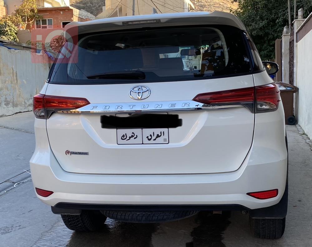تۆیۆتا فۆرچێنەر
